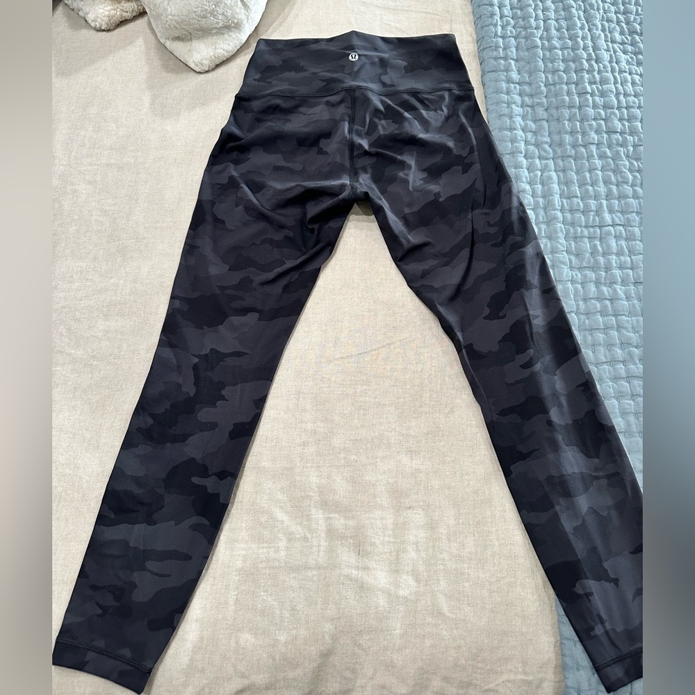 Lululemon Wunder Under leggings